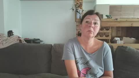 Snapshot of sanroom chatting on 5, 5, 2026 sanroom online show from 5, 5, 2026