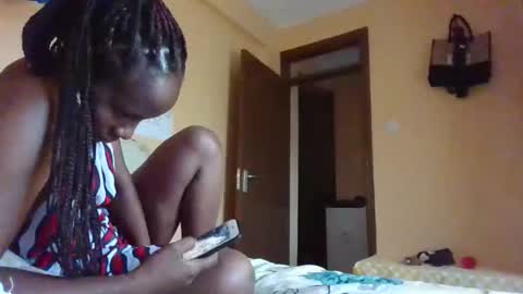 santalicious online show from 18, 4, 2026