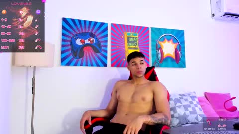 Maximo Santana online show from 26, 2, 2026