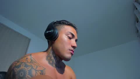 Snapshot of santi__ferrer chatting on 21, 5, 2026 Santi Ferrer online show from 21, 5, 2026