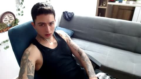 Snapshot of santi_ss chatting on 5, 4, 2026 santi_ss online show from 5, 4, 2026