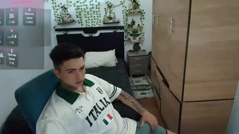 Snapshot of santi_ss chatting on 23, 4, 2026 santi_ss online show from 23, 4, 2026