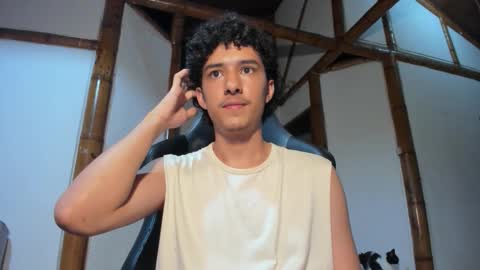 santi_twink19 online show from 12, 2, 2026