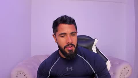 santiago_huntt online show from 18, 12, 2025