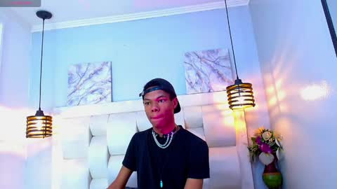 Santiiiiii  online show from 2, 4, 2026