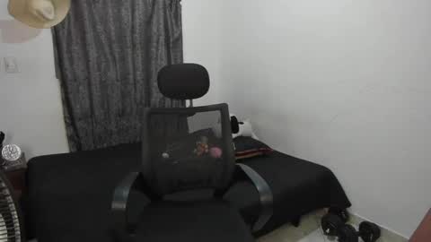 Snapshot of santiceballo chatting on 20, 4, 2026 Julius Novachrono online show from 20, 4, 2026