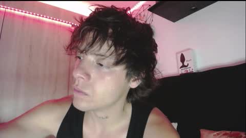 Santii online show from 2, 3, 2026