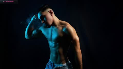 Santiago Seans online show from 6, 4, 2026