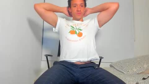Snapshot of santitoerick_ chatting on 22, 5, 2026 Erick Santos online show from 22, 5, 2026