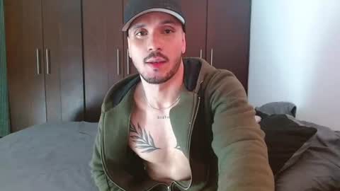 Snapshot of santti_torres chatting on 17, 7, 2026 Santy Torres online show from 17, 7, 2026