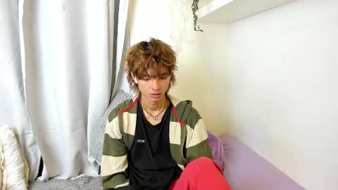 Snapshot of santy_kitty chatting on 13, 2, 2025 kitty online show from 13, 2, 2025