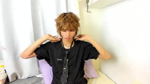 Snapshot of santy_kitty chatting on 23, 2, 2025 kitty online show from 23, 2, 2025