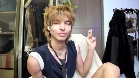 Snapshot of santy_kitty chatting on 26, 2, 2025 kitty online show from 26, 2, 2025