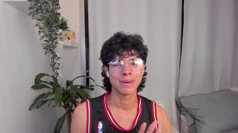 Snapshot of santy_kitty chatting on 19, 2, 2026 kitty online show from 19, 2, 2026