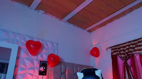 Santyago online show from 19, 2, 2025