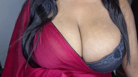 Snapshot of sanvi13 chatting on 1, 2, 2026 sanvi13 online show from 1, 2, 2026