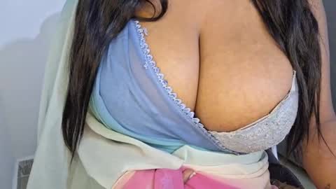 Snapshot of sanvi13 chatting on 14, 4, 2026 sanvi13 online show from 14, 4, 2026