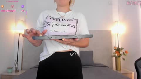 Saori  online show from 2, 4, 2026