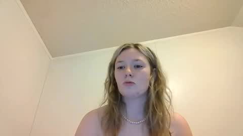 Snapshot of sara9920 chatting on 8, 4, 2026 sara9920 online show from 8, 4, 2026