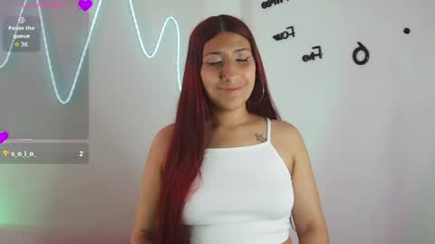 Snapshot of sara_blum_ chatting on 15, 5, 2026 SARA online show from 15, 5, 2026