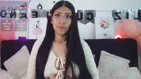 Snapshot of sara_blum_ chatting on 12, 6, 2026 SARA online show from 12, 6, 2026