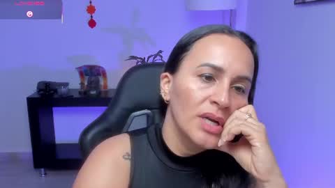 Snapshot of sara_charmy chatting on 27, 6, 2026 online show from 27, 6, 2026