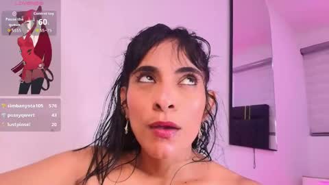 Snapshot of sara_cook chatting on 11, 5, 2026 Sara Cook online show from 11, 5, 2026