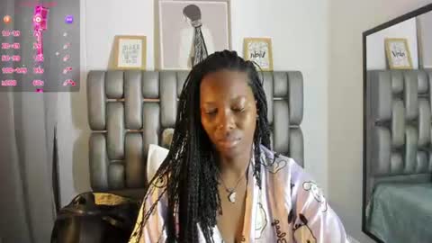 Snapshot of sara_marks chatting on 6, 7, 2026 S A R A online show from 6, 7, 2026