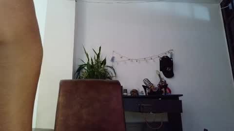Snapshot of sara_mike666 chatting on 10, 4, 2026 SARA MIK666 online show from 10, 4, 2026