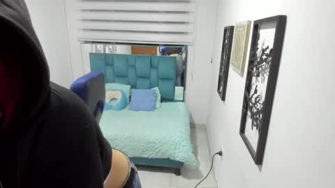 Snapshot of sara_red_x chatting on 6, 4, 2026 sara_red_x online show from 6, 4, 2026