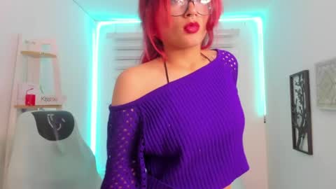 sara_red_x online show from 30, 5, 2026