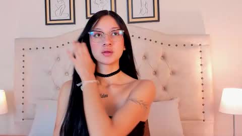 SARA SANTACRUZ online show from 10, 1, 2026