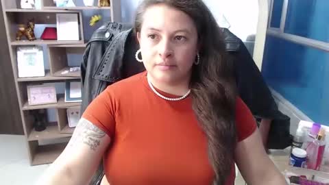 Snapshot of sara_thonson_ chatting on 19, 2, 2025 sara_thonson_ online show from 19, 2, 2025