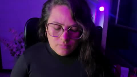 Snapshot of sara_thonson_ chatting on 9, 9, 2025 sara_thonson_ online show from 9, 9, 2025