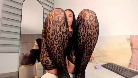 Sarah  online show from 24, 10, 2025