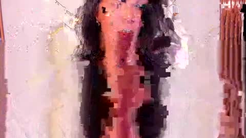 Snapshot of saraapril_1 chatting on 18, 5, 2026 SARAHGIL online show from 18, 5, 2026