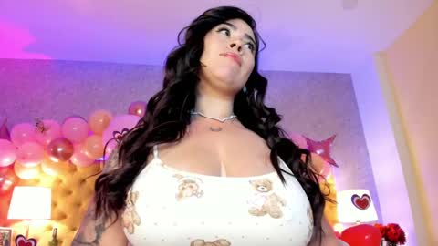 Snapshot of saraawolff chatting on 15, 2, 2025 Sara Wolff online show from 15, 2, 2025