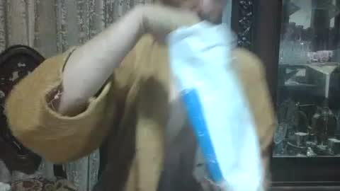 Snapshot of saraclit chatting on 25, 6, 2026 pass kika online show from 25, 6, 2026