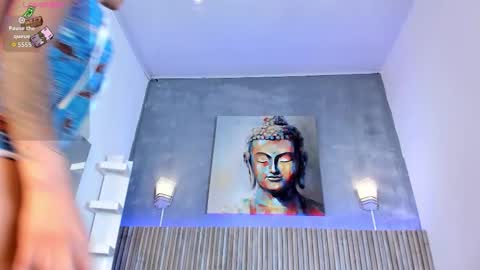 Snapshot of saracooper_22 chatting on 8, 11, 2025 Sara Cooper online show from 8, 11, 2025