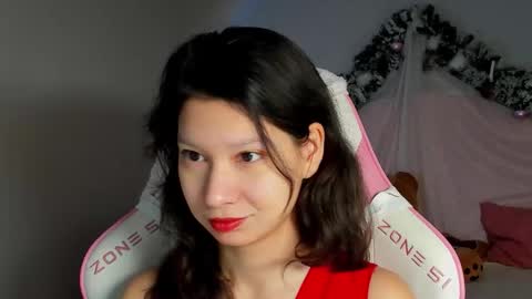 SaraDenars online show from 19, 12, 2025