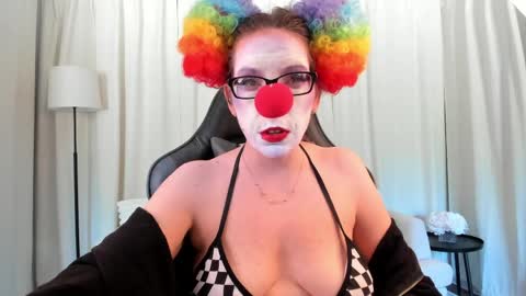 Snapshot of saradesirexo chatting on 21, 5, 2026 Sara Desire online show from 21, 5, 2026