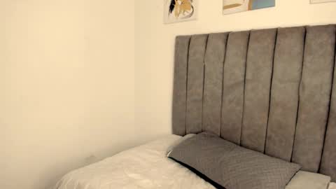 sarah__bigboobs online show from 19, 9, 2025