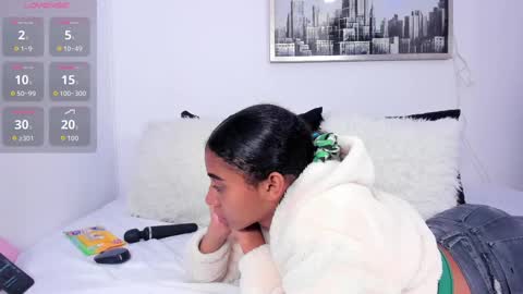 sarah_ashbourne online show from 7, 10, 2025