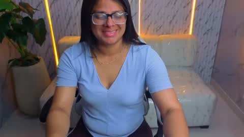 sarah_bay_tx online show from 17, 6, 2026