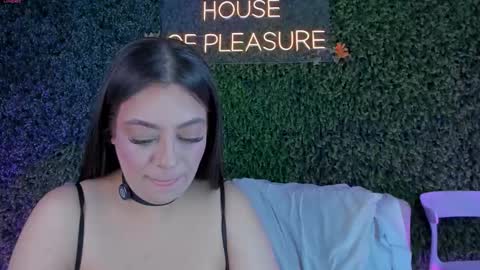 Sarah Bonneth online show from 13, 3, 2026