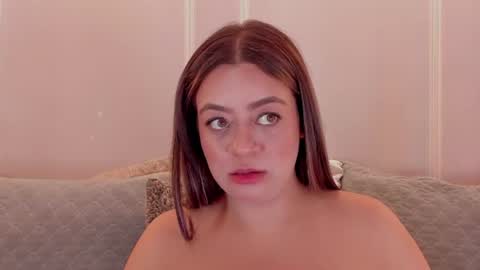 Snapshot of sarah_bonneth chatting on 8, 7, 2026 Sarah Bonneth online show from 8, 7, 2026