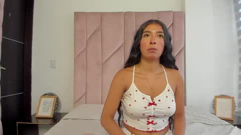 Snapshot of sarah_collens_ chatting on 12, 5, 2026 sarah_collens_ online show from 12, 5, 2026