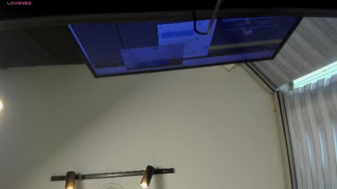 Snapshot of sarah_collens_ chatting on 17, 6, 2026 sarah_collens_ online show from 17, 6, 2026