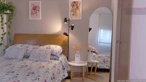 sarah_rayy online show from 14, 1, 2026