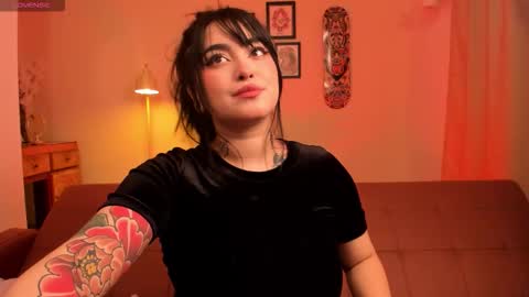   online show from 4, 2, 2026